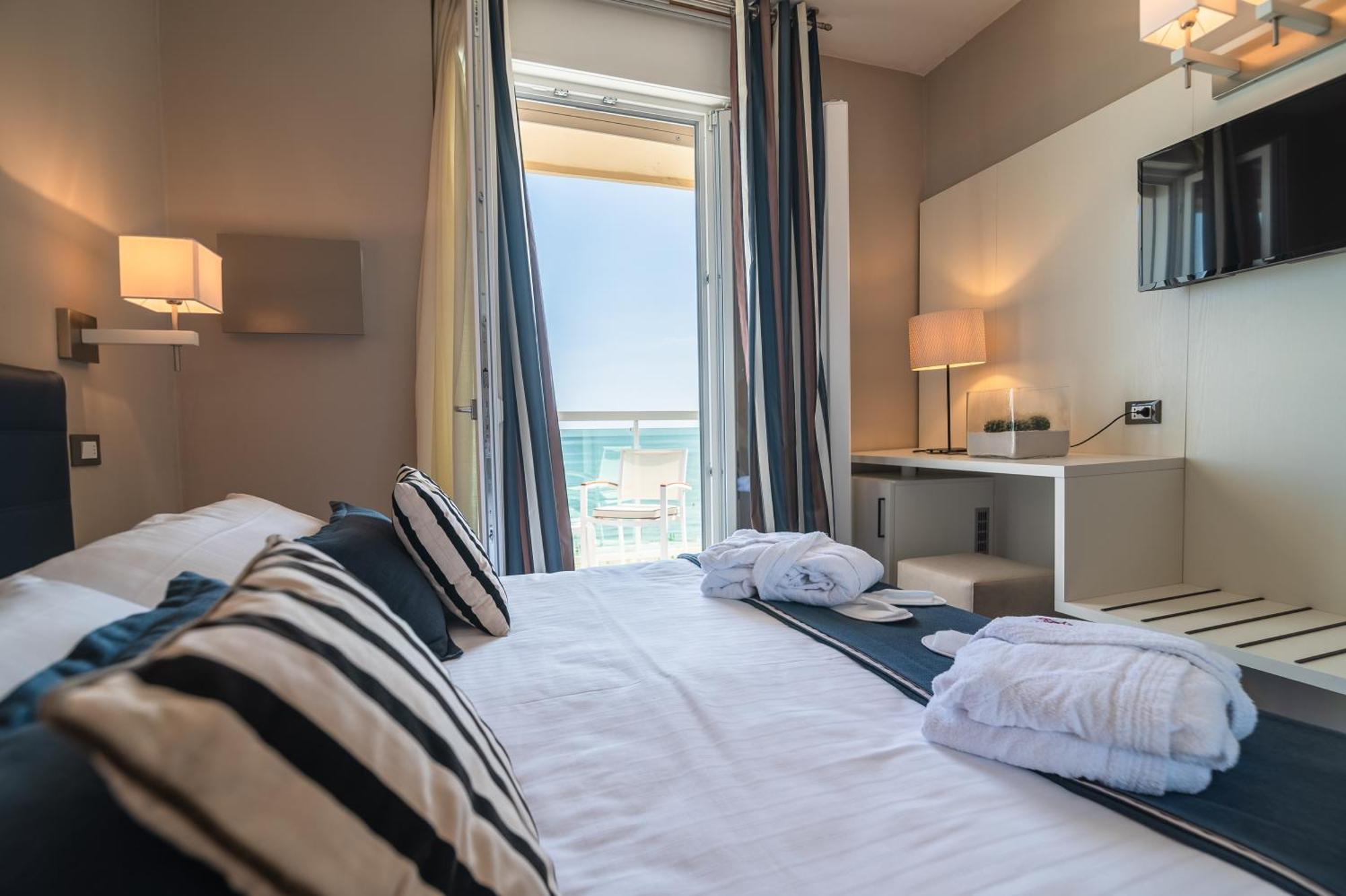 Hotel Anthony Lido di Jesolo Exterior photo